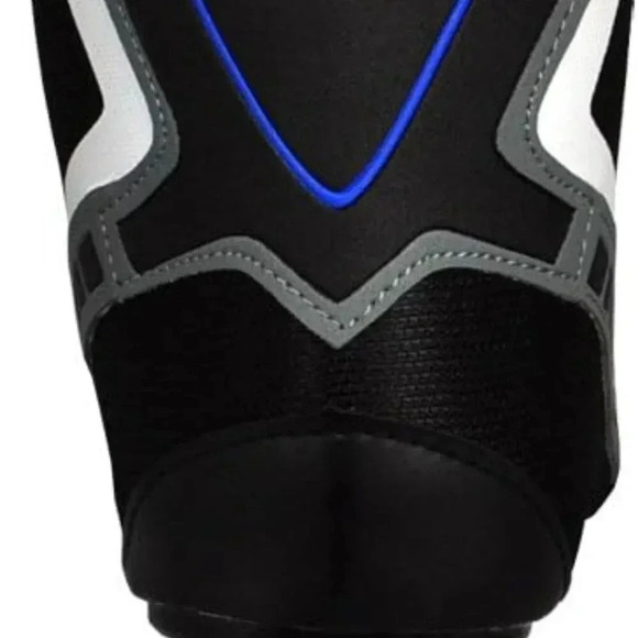 TronX Adjustable Inline Hockey Skates (Y11 - JR1). (BRAND NEW) - Picture 4 of 9
